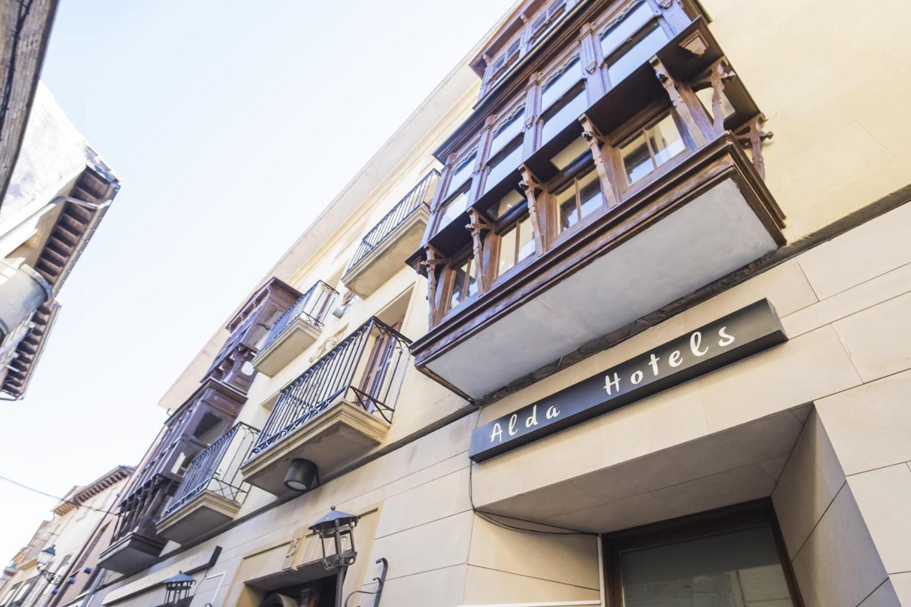 Hotel Alda Castillo De Олите Екстериор снимка