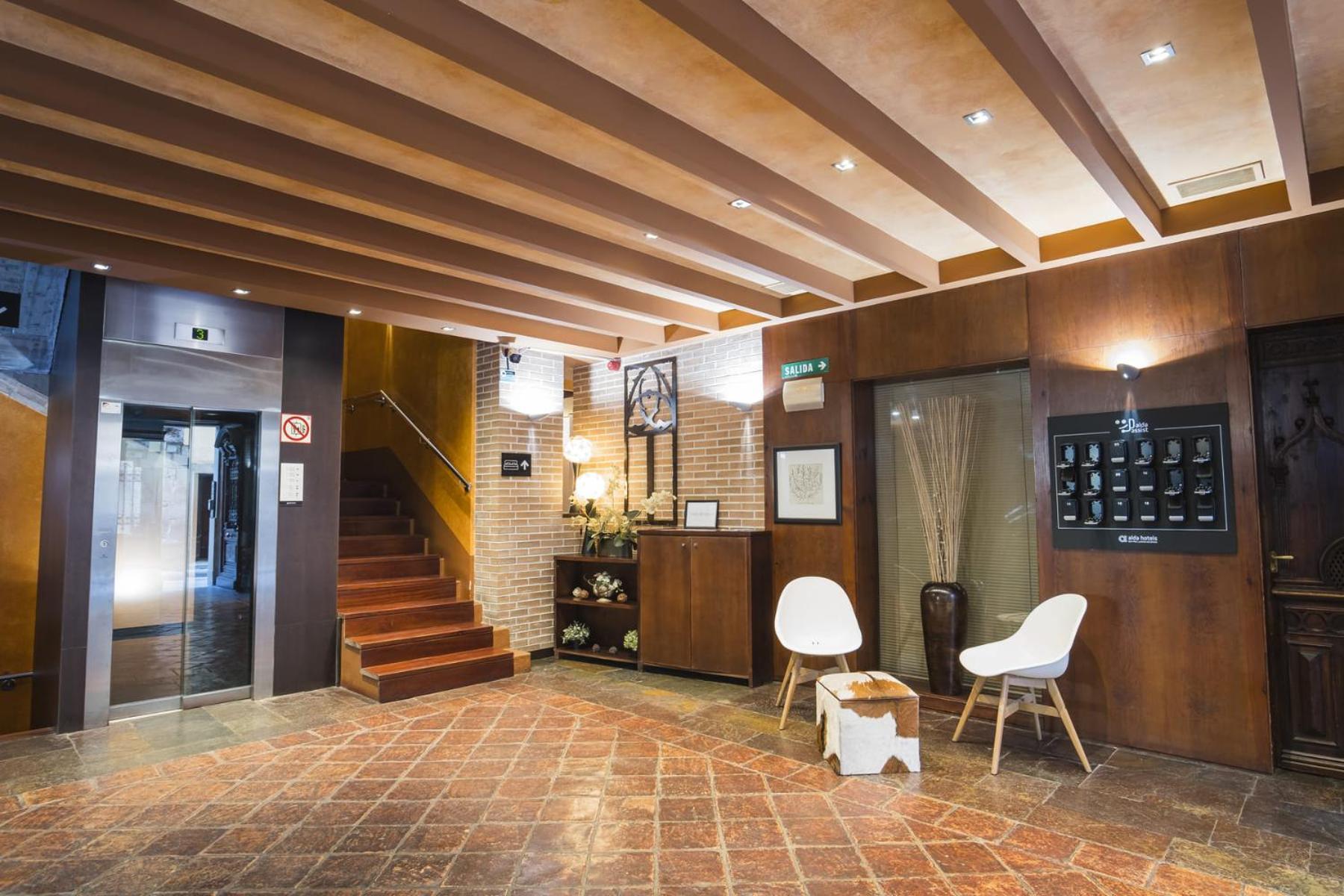 Hotel Alda Castillo De Олите Екстериор снимка