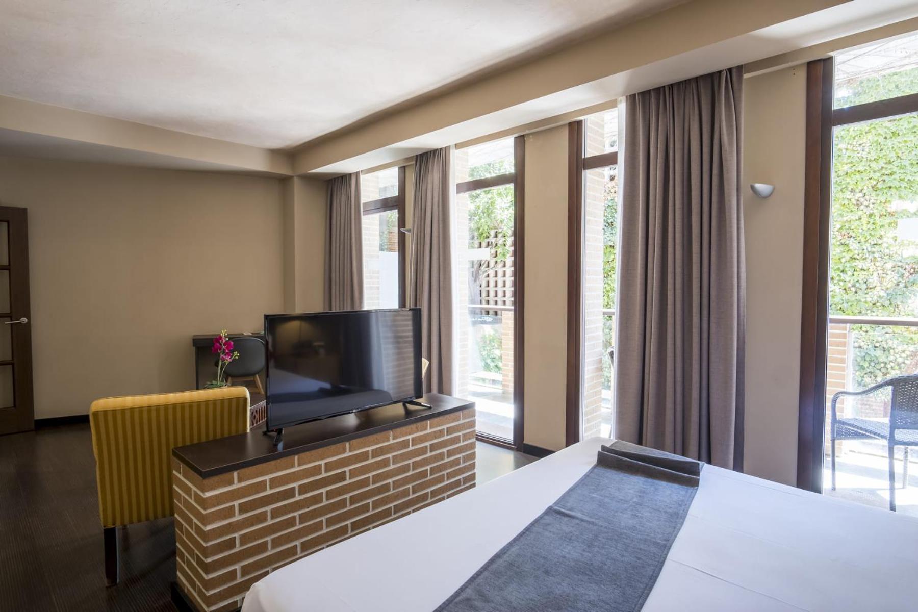 Hotel Alda Castillo De Олите Екстериор снимка