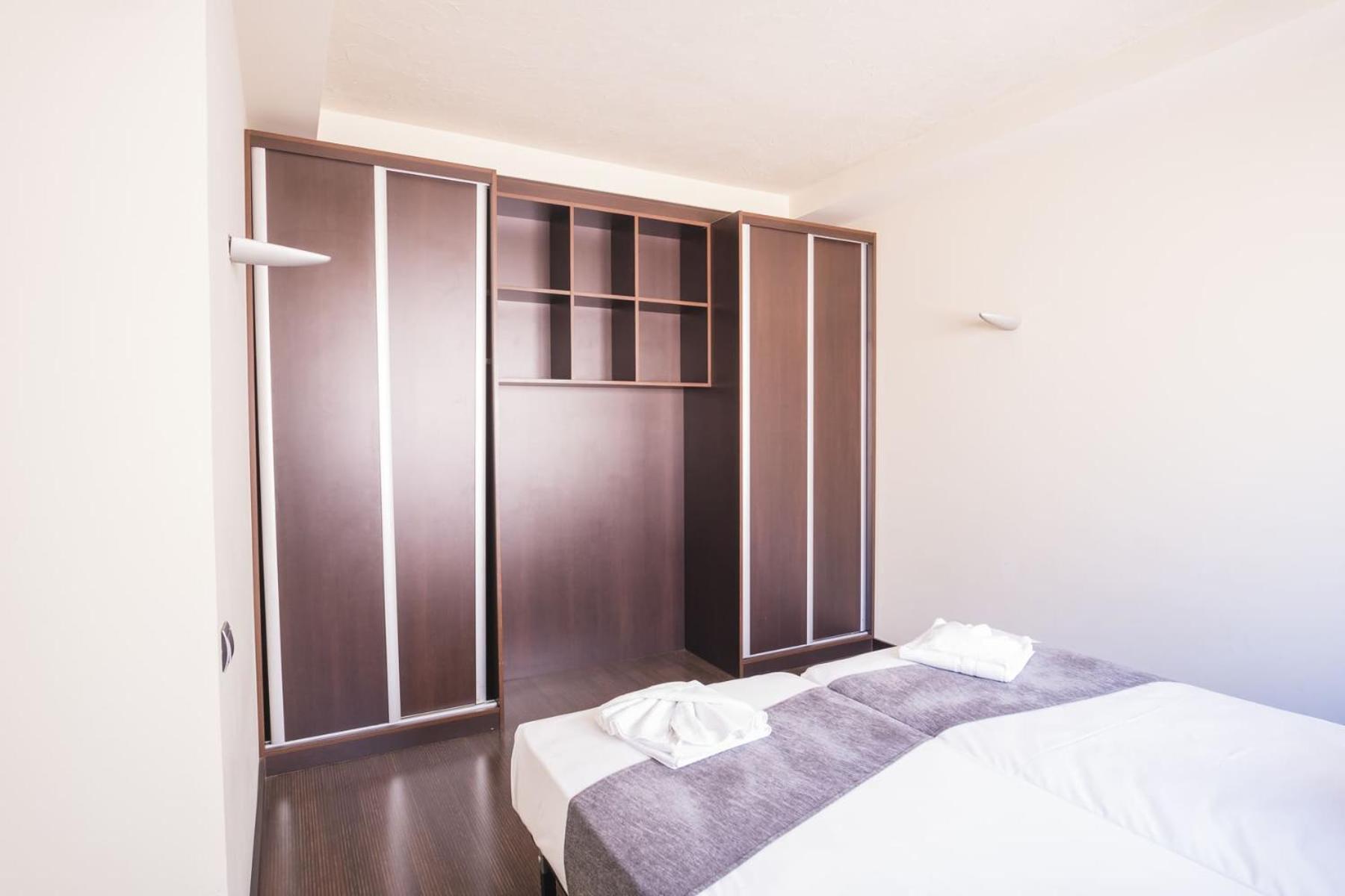 Hotel Alda Castillo De Олите Екстериор снимка