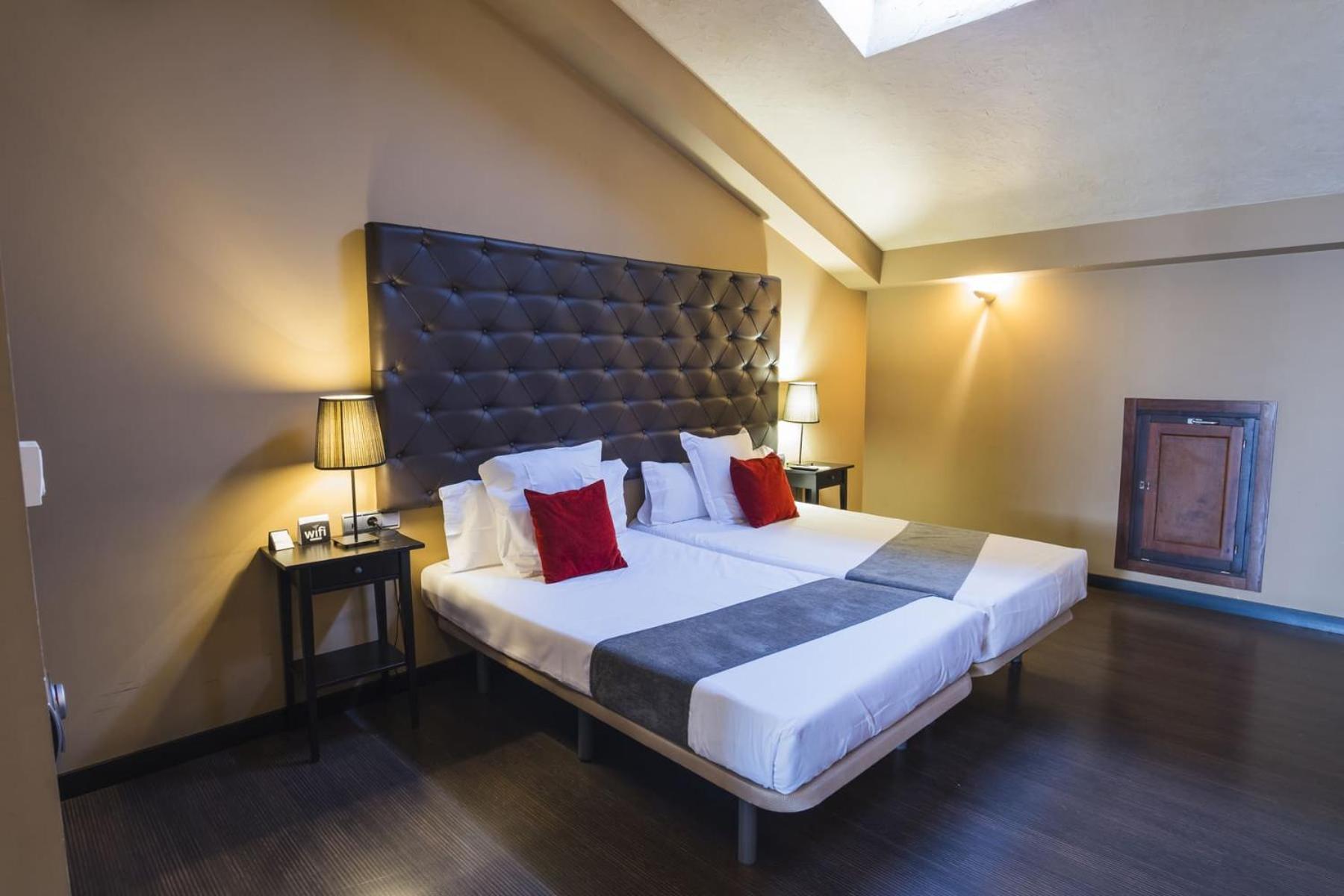 Hotel Alda Castillo De Олите Екстериор снимка