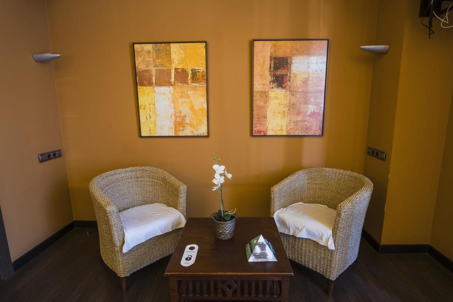 Hotel Alda Castillo De Олите Екстериор снимка